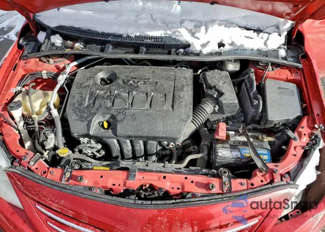 2013 Toyota Corolla Base z USA, uszkodzony, nr VIN 2T1BU4EE0DC004781